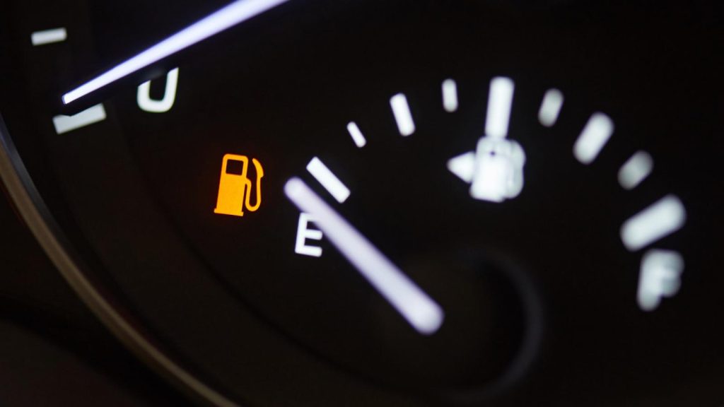 Το λάθος που κάνουμε όλοι και το αυτοκίνητό μας «καίει» περισσότερη βενζίνη